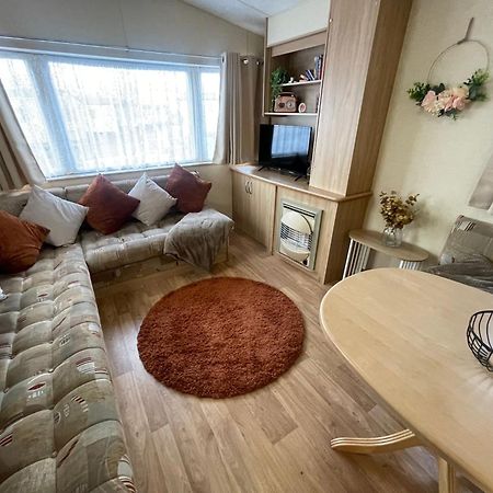 Sandlemere - 6 Berth, 3 Bedroom Caravan Tunstall  Luaran gambar